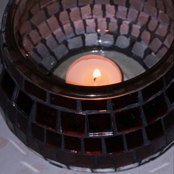 Crimson Red Mosaic Glass Tealight/Votive Candle Holder w/Hearts Design/Decor - Picture 2 of 5